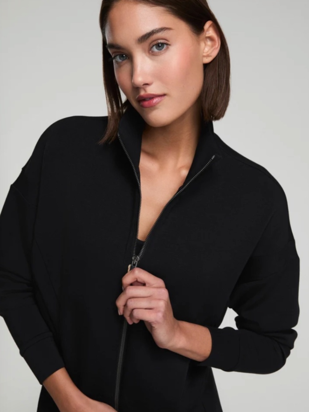 NWT - SPANX Women’s Very Black AirEssentials Track Jacket - Size Large
